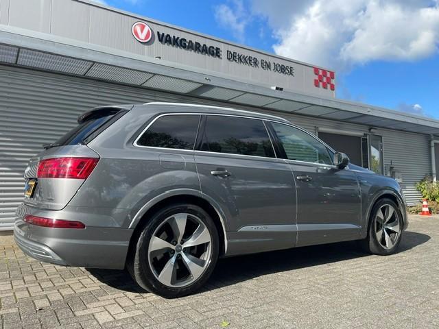 Audi Q7 3.0 tdi e-tron quattro sport