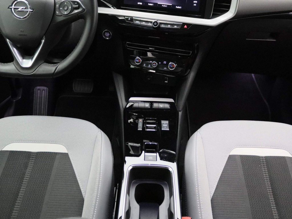 Opel Mokka-e elegance 50-kwh | navigatie | camera | parkeersensoren | clima