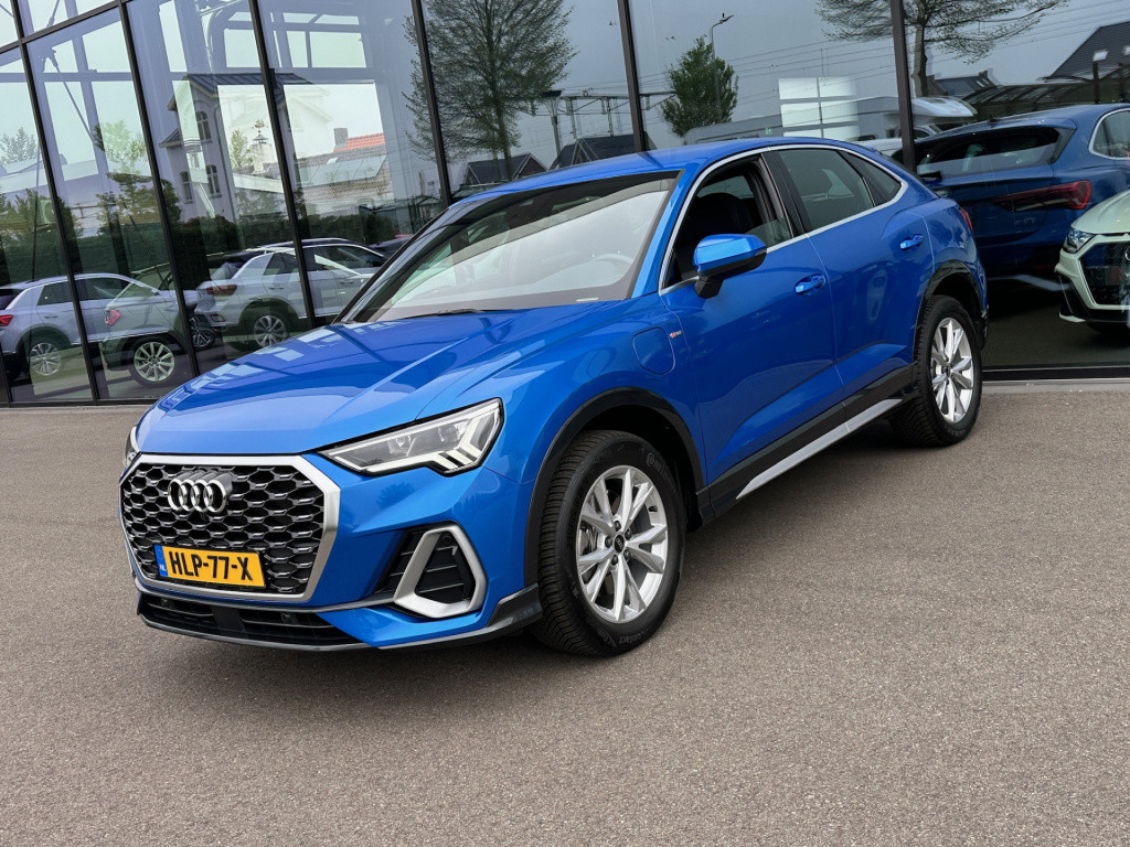 Audi Q3 sportback 45 tfsie s-line | keyless | dode hoek | adapt. cruise | e