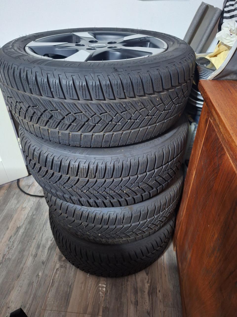 Prachtige Velgen met nog prima banden