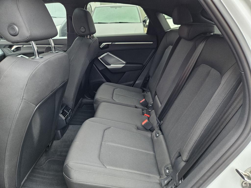 Audi Q3 sportback 35 tfsi pro line business | pano | cruisec.