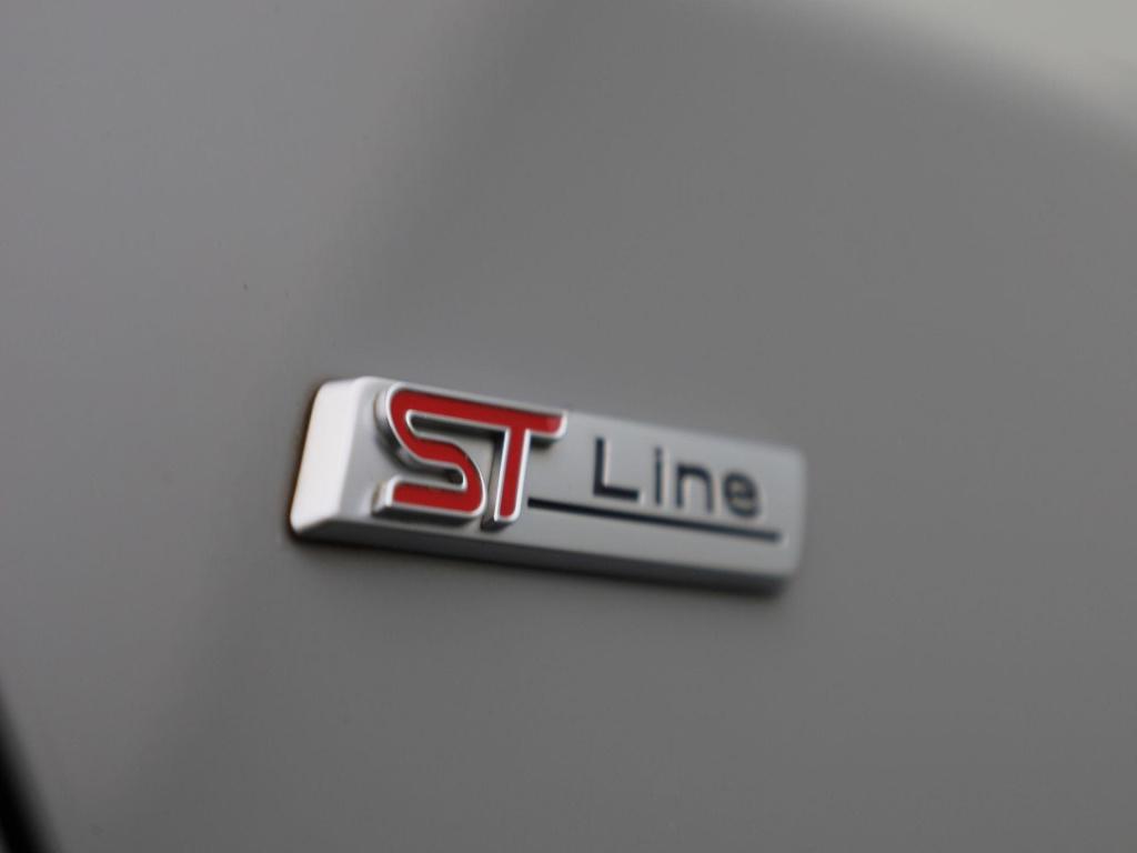 Ford Puma 1.0 ecoboost st-line | climate control | cruise control | winterp