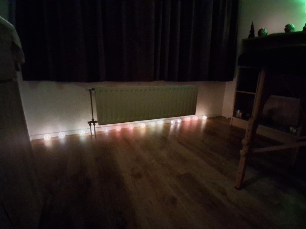 Ontspanningsmassage voor vrouwen door senior masseur