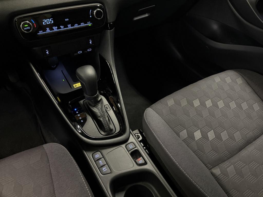 Toyota Yaris 1.5 hyb. 115 dynam