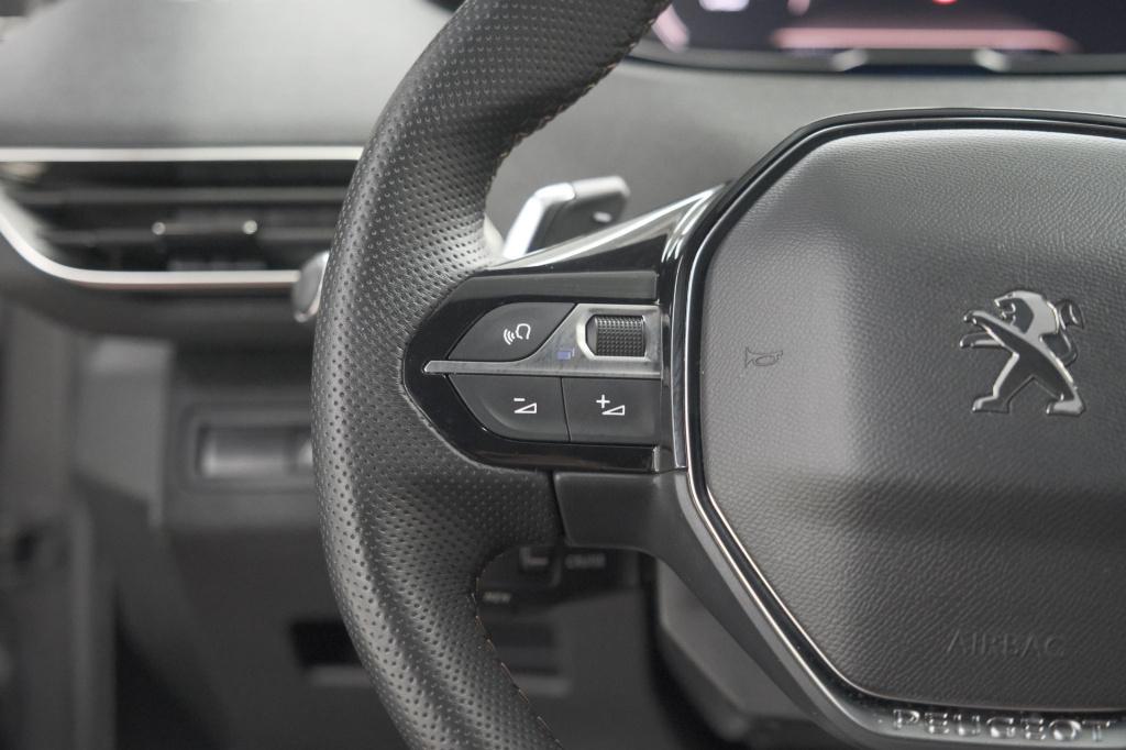 Peugeot 3008 puretech 130 eat8 gt | camera | dodehoekdetectie | adaptieve c