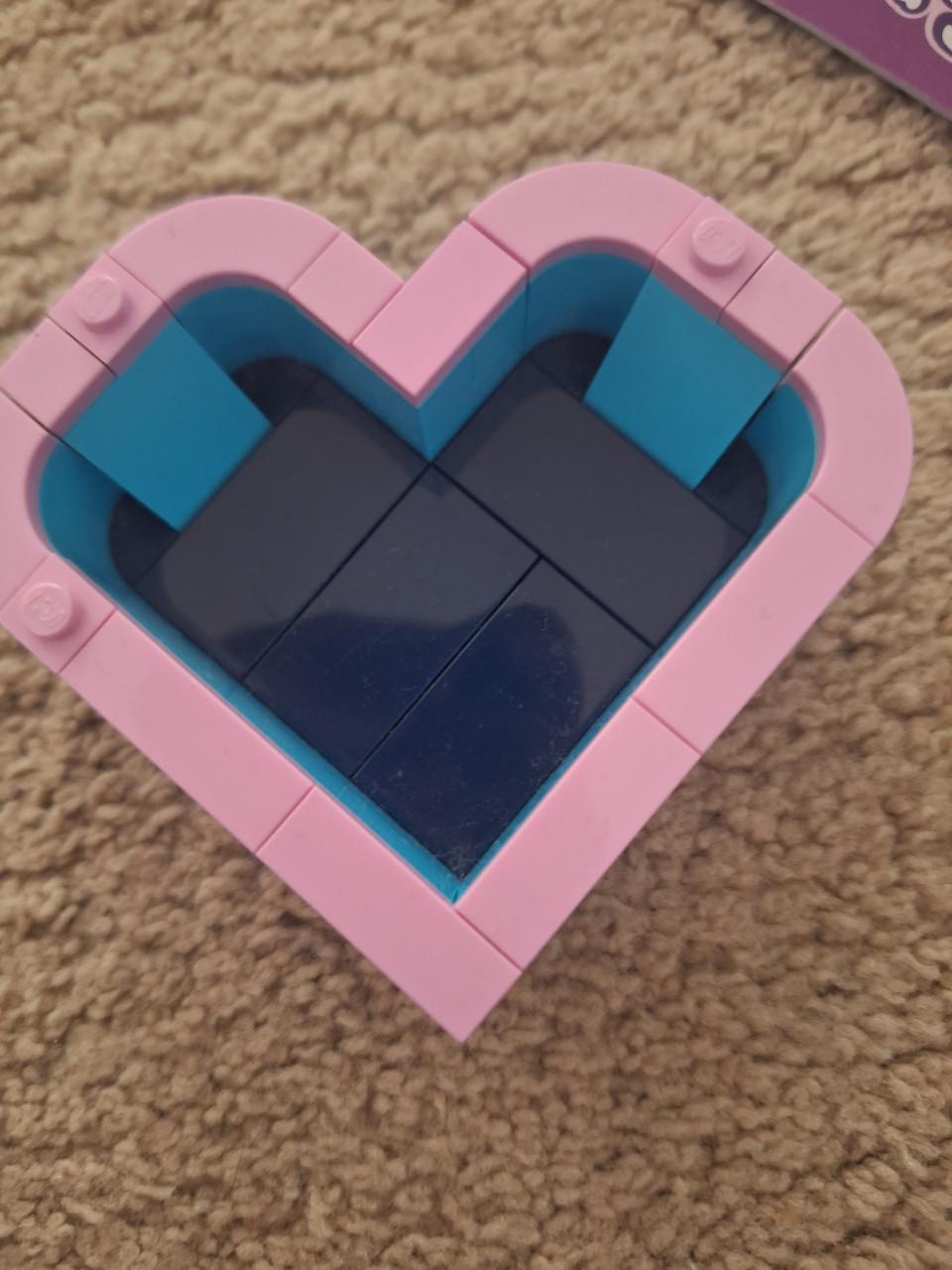 Lego Friends 41356, Stephanie's hartvormige doos, Leeftijd 6+