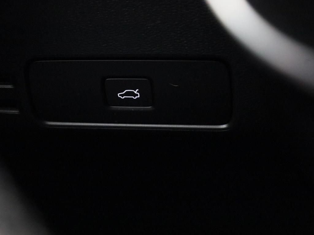 Volvo XC40 recharge core | automaat | apple carplay / android auto | virtua