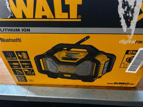 DeWalt bouwradio dcr 027   nieuw in doos!
