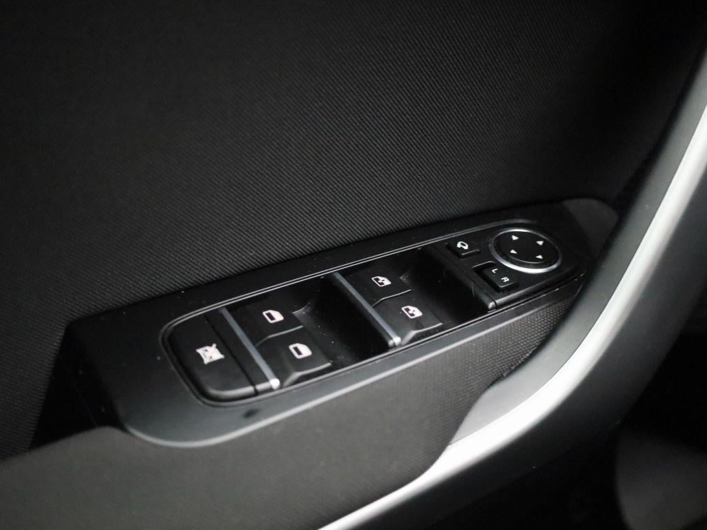 Kia Cee'd 1.0 t-gdi dynamicline | lmv | parkeer sensoren | lage km stand | 