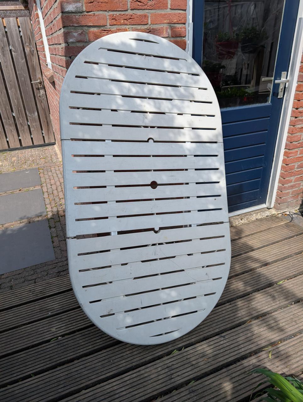 TE KOOP Tuintafel Hartman