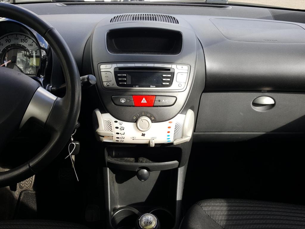 Peugeot 107 1.0 68pk 5d envy airco | elektrische ramen | centrale vergrende