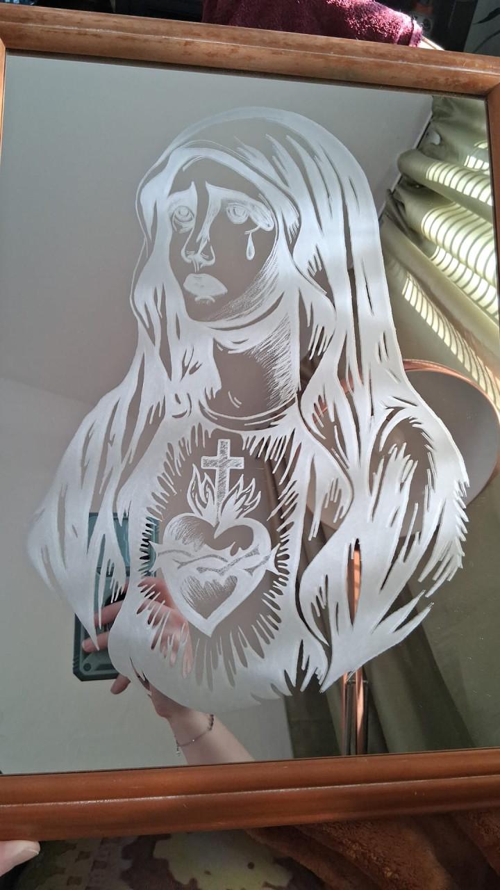 Uniek graveerwerk op maat op spiegels, glas en meer