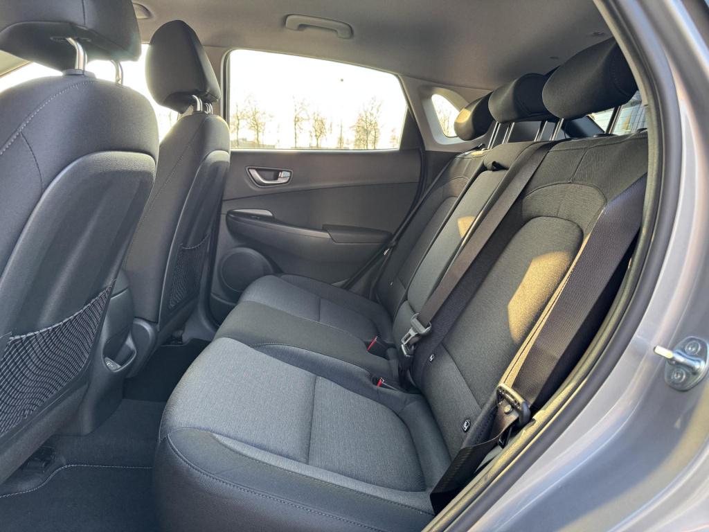 Hyundai Kona ev pure 64 kwh soh 98% incl. trekhaak!