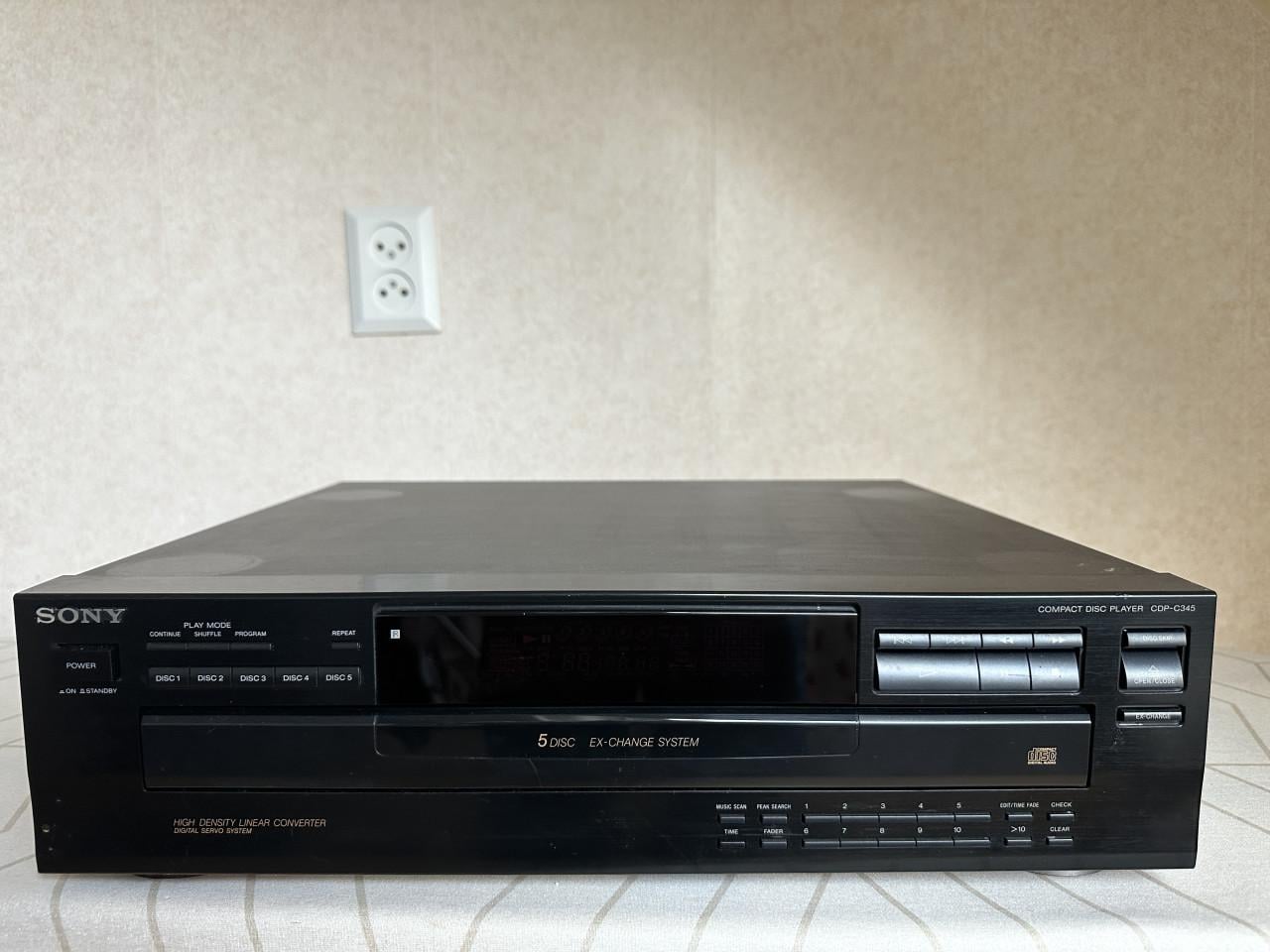 COMPLETE SONY RADIO-RECIEVER EN CD SET