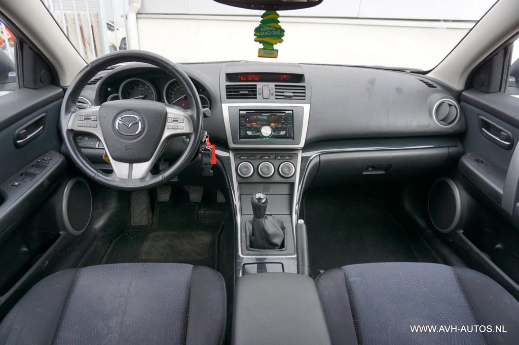 Mazda 6 1.8 touring