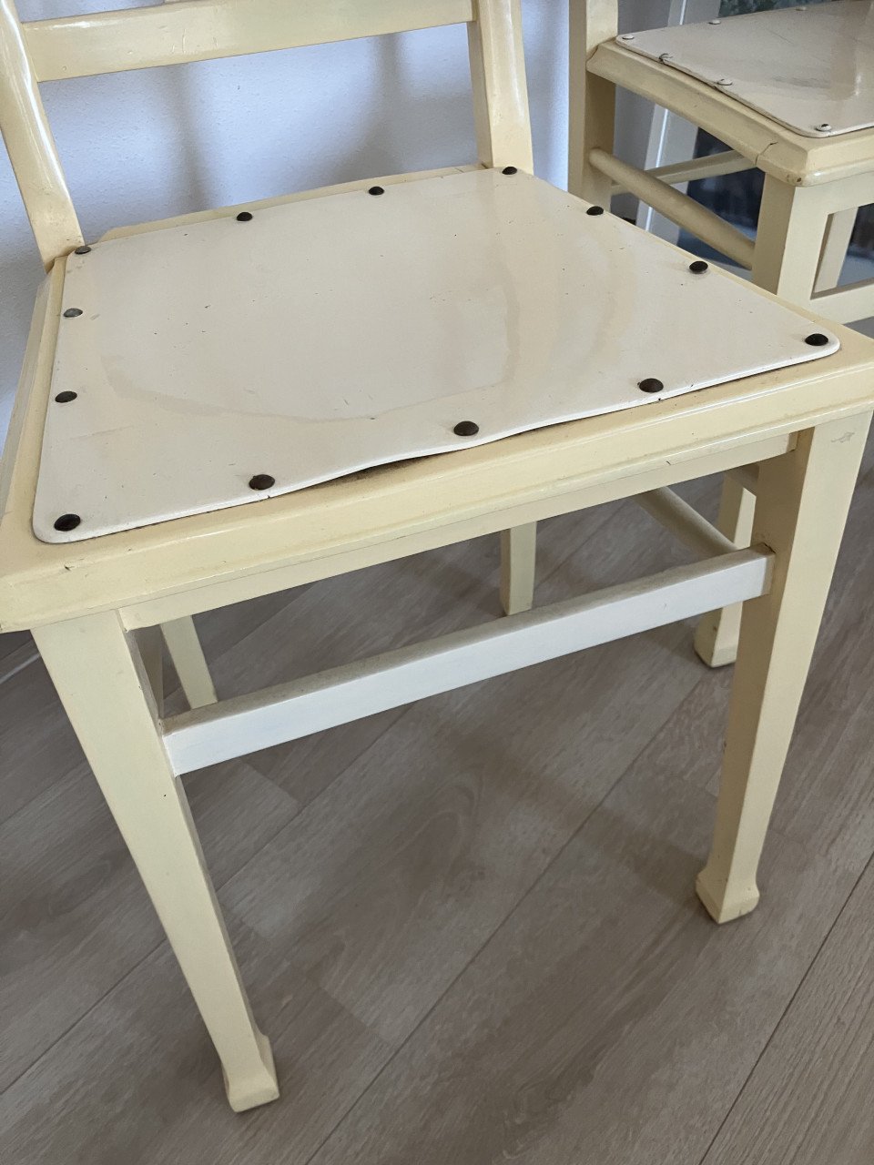 Stoel – eenvoudige brocante stoel 2 stuks
