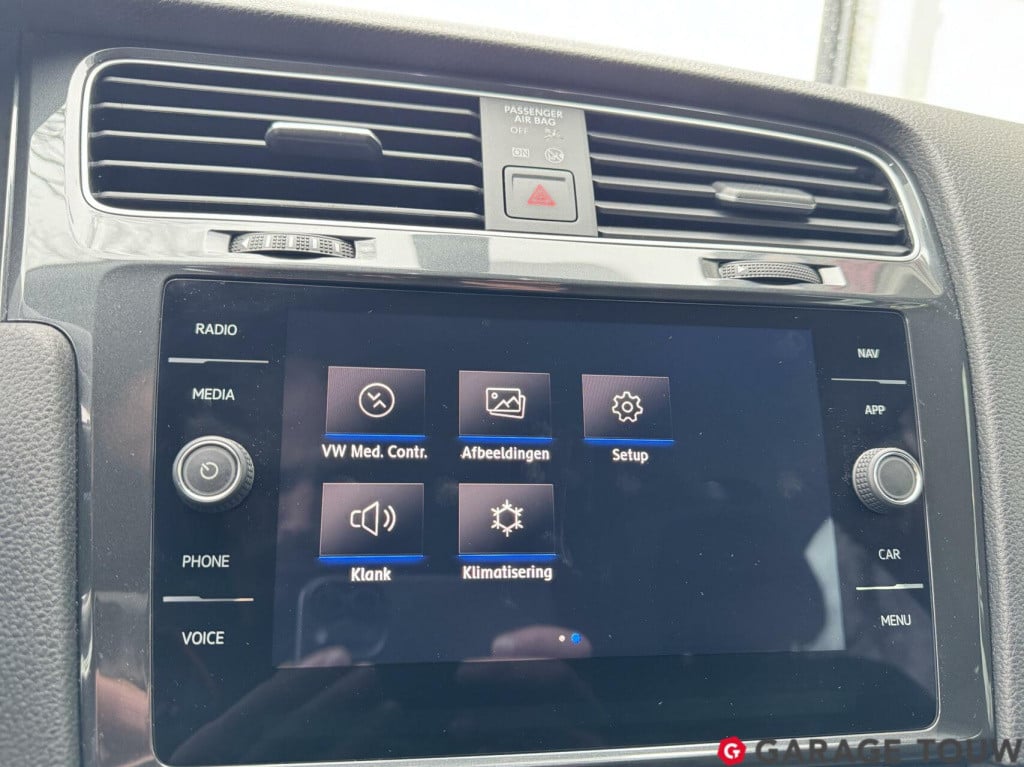 Volkswagen E-golf e-dition 35,8 kwh warmtepomp