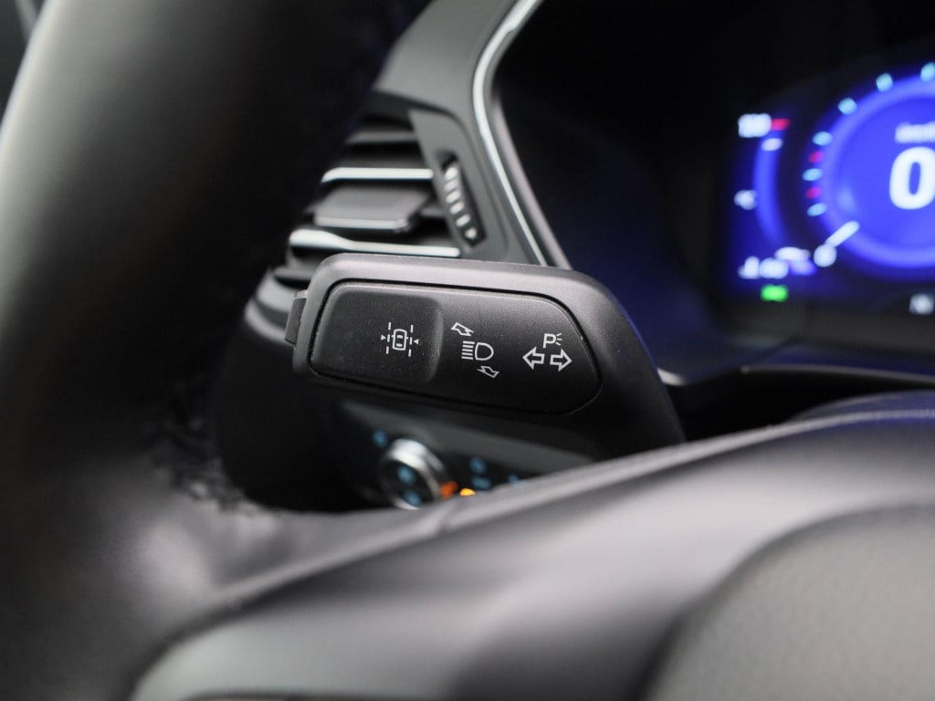 Ford Kuga 1.5 ecoboost titanium | lmv | virtual cockpit | cruise control | 
