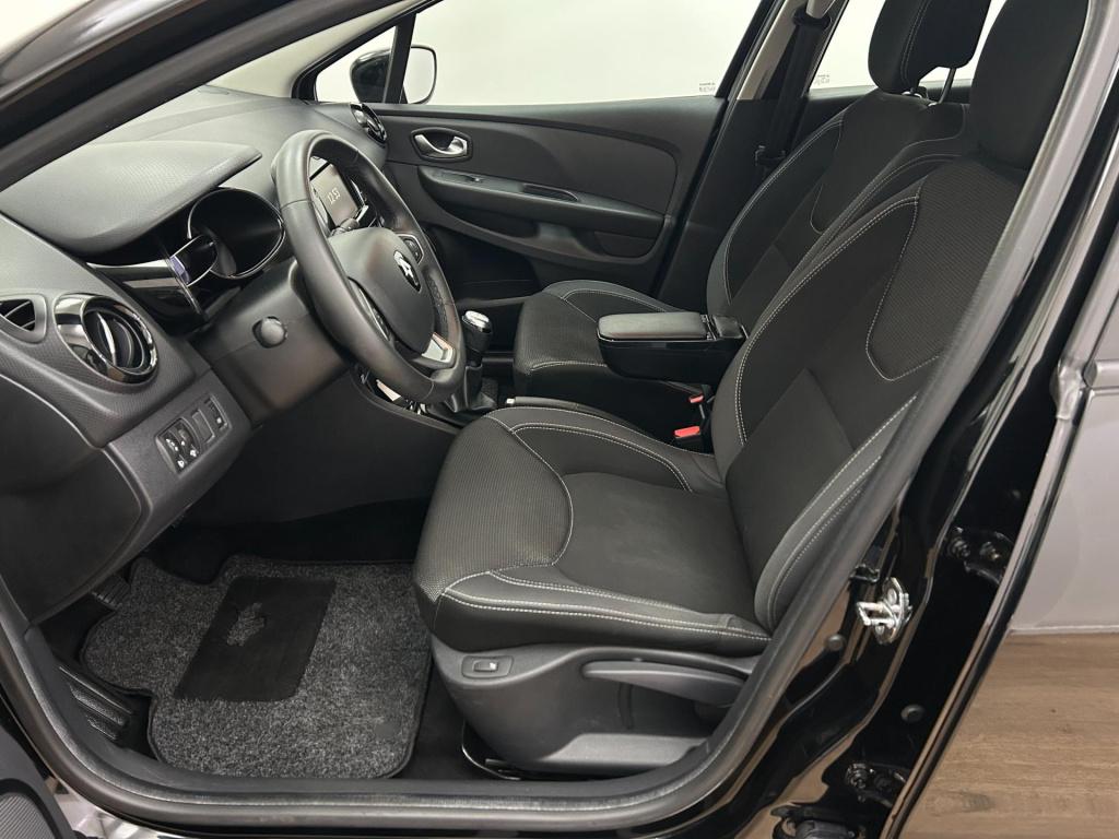 Renault Clio estate occasion 0.9 tce limited | zwart | tweedehands renault 