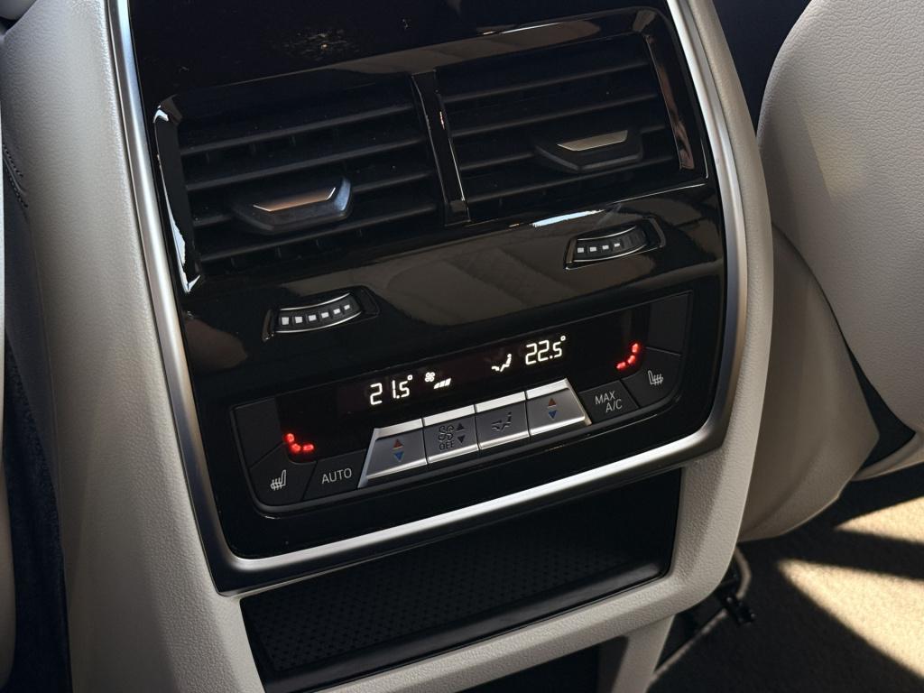 BMW X5 xdrive45e m-sport individual | b&o | sky lounge | luchtvering | mass