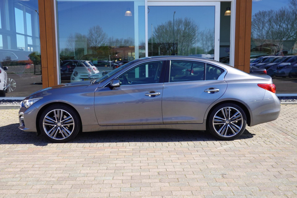 Infiniti Q q50 2.0t sport
