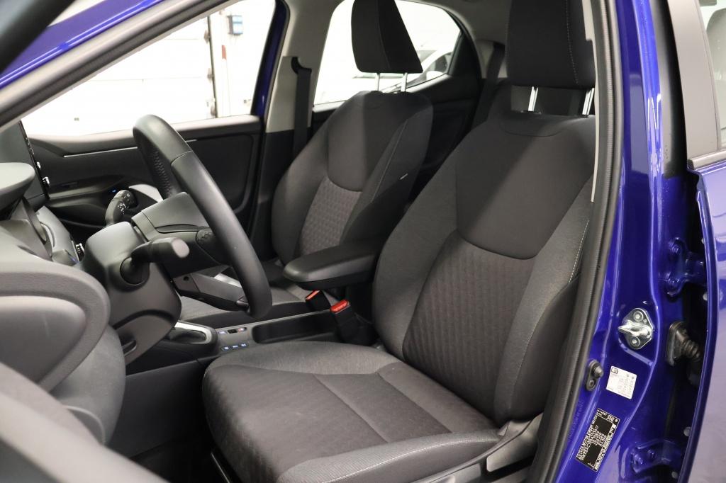 Toyota Yaris 1.5 hybrid style | pdc | head-up | dodehoek | draadloos laden