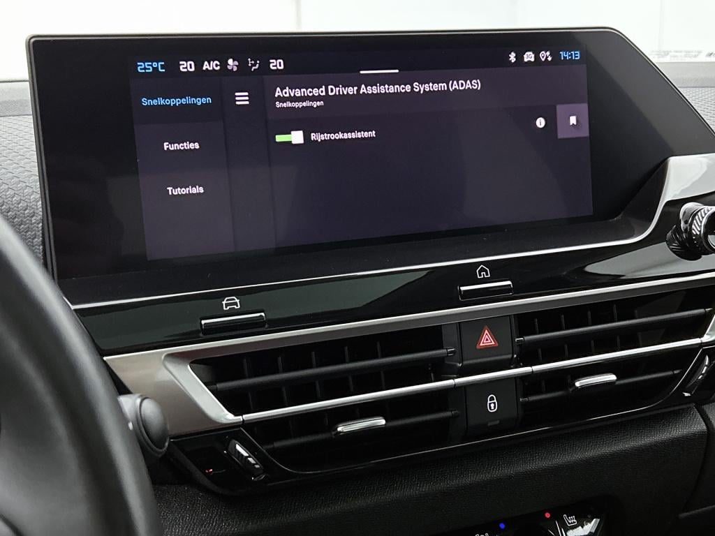 Citroen Ë-c4 X shine 50 kwh | panoramadak | head up display | rijklaar |