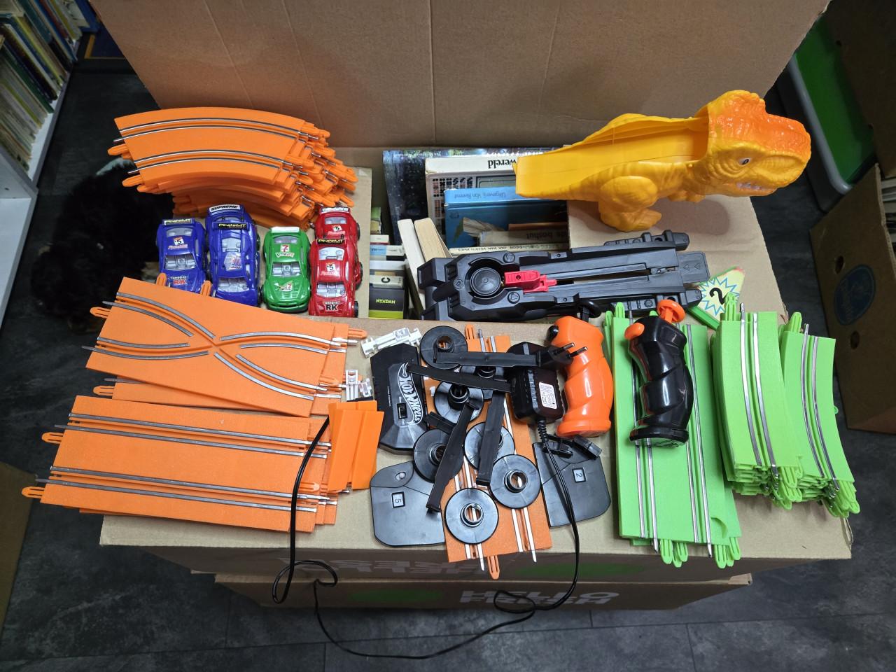 Hot Wheels racebaan onderdelen, Werking onbekend.