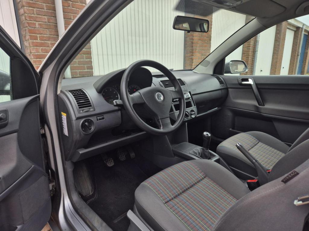 Volkswagen Polo 1.2 optive / origineel nl / airco