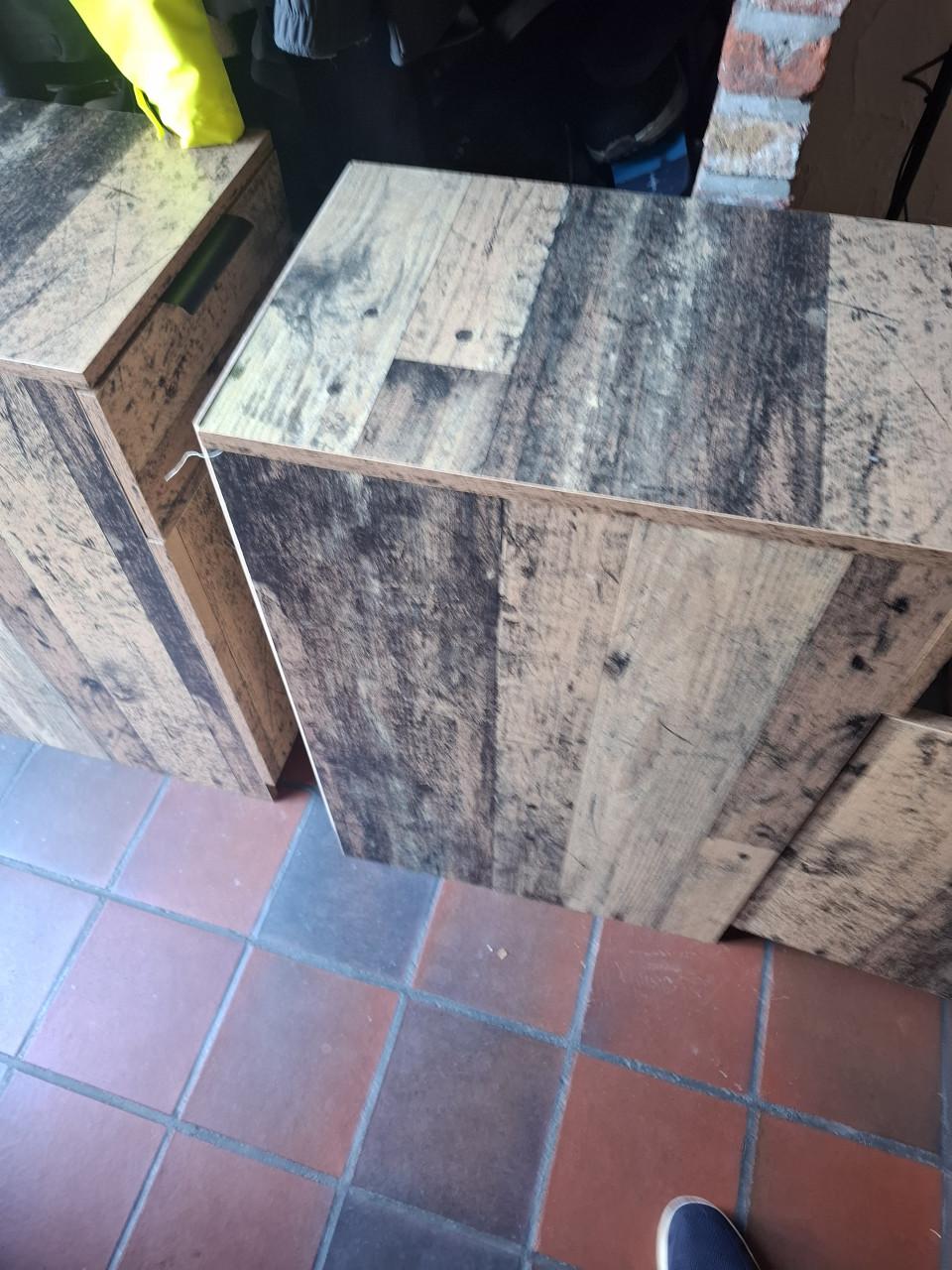 4 kasten met lade 75x33x50 per stuk of 1 dressoir
