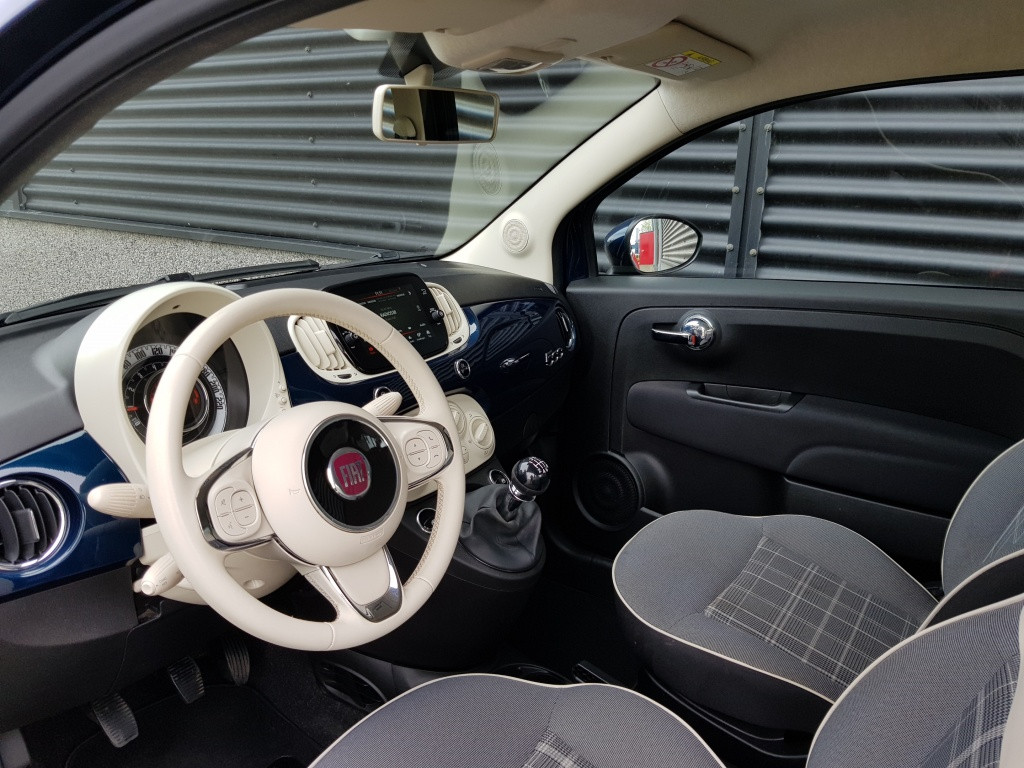 Fiat 500 hybrid lounge