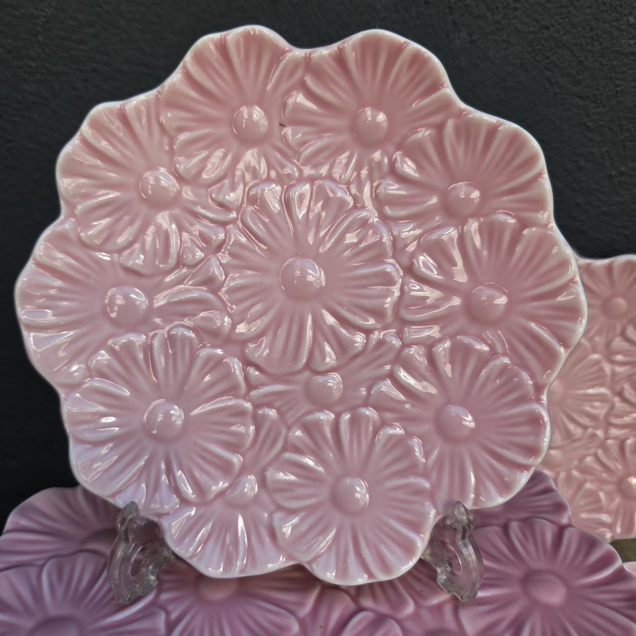 Brocante taartschaal met 4 borden en 2 roombakjes