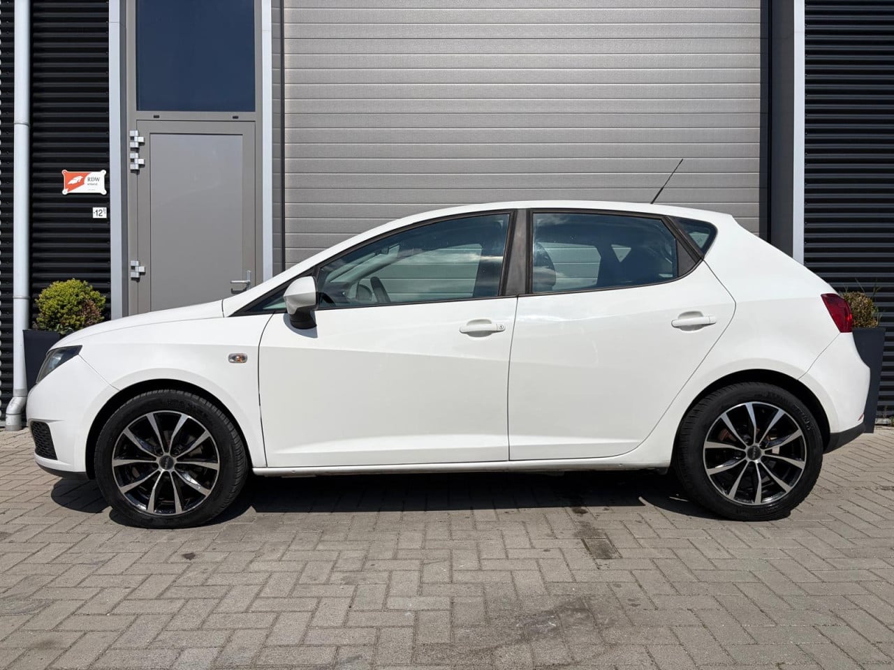 Seat Ibiza, 1.2 Club Airco/Carplay/Velgen | Met nieuwe APK + Afleverbeurt