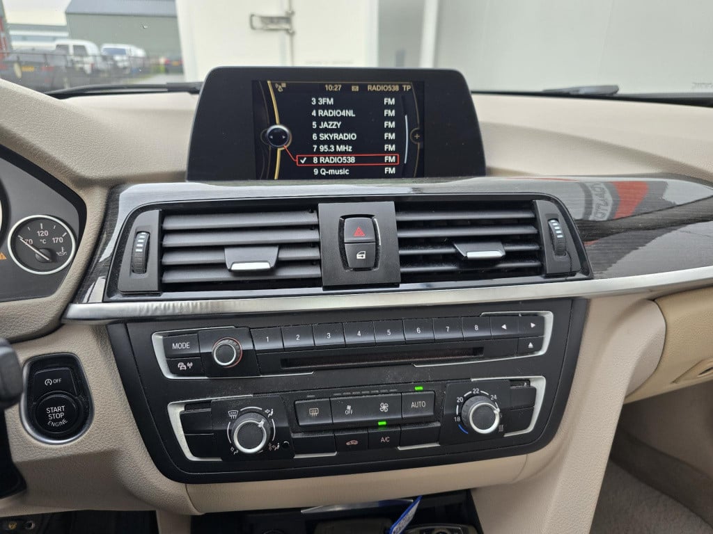 BMW 3-serie 320i efficientdynamics edition business
