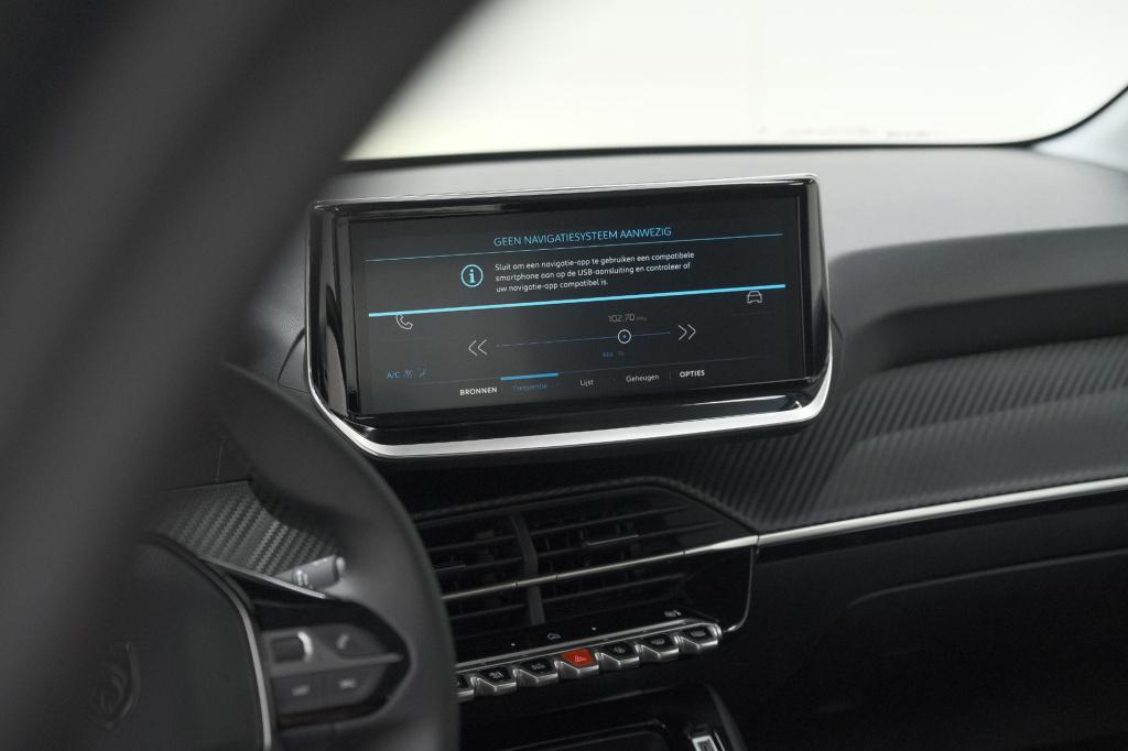 Peugeot 208 1.2 hybrid 110 e-dcs6 style | direct leverbaar | apple carplay 