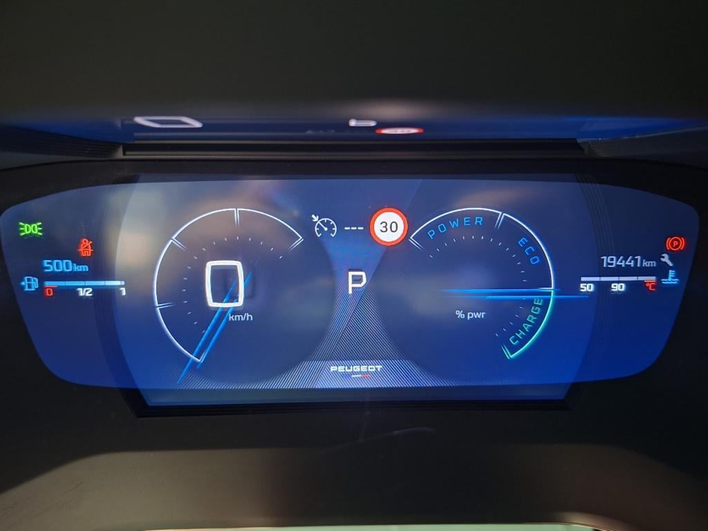 Peugeot 2008 gt 1.2 hybrid 145 edsc6