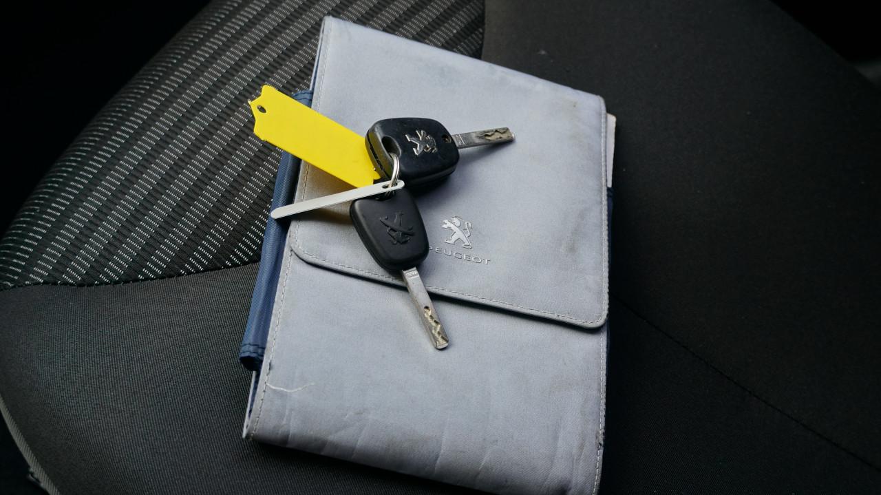 Peugeot 107 1.0 Active rijklaar incl garantie
