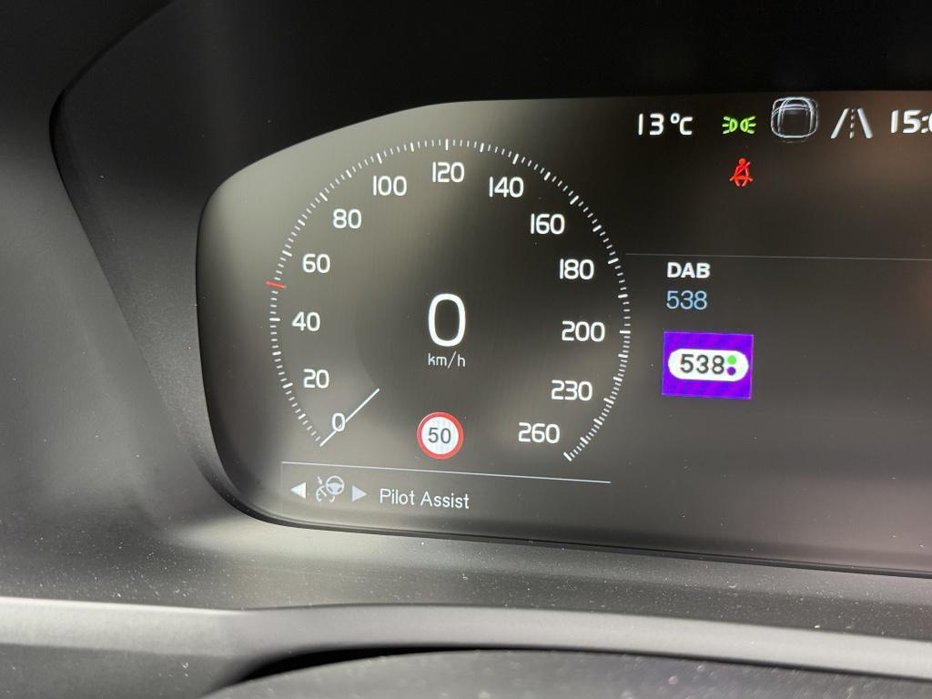 Volvo XC90 t8 405pk recharge r-design| full options!! luchtvering | b&w| 22