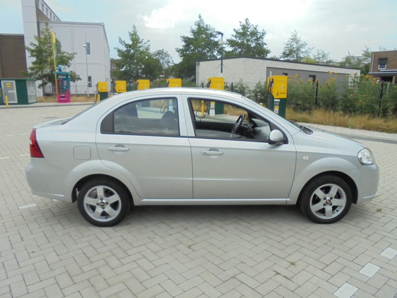 Aveo 1.4-16V Clas Automaat!!! Sedan uitvoering Apk. nieuw bij aflevering