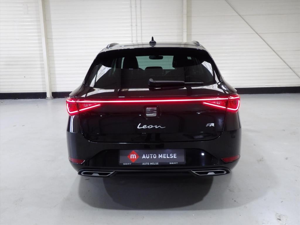 Seat Leon sportstourer 1.5 tsi 150pk fr business intense