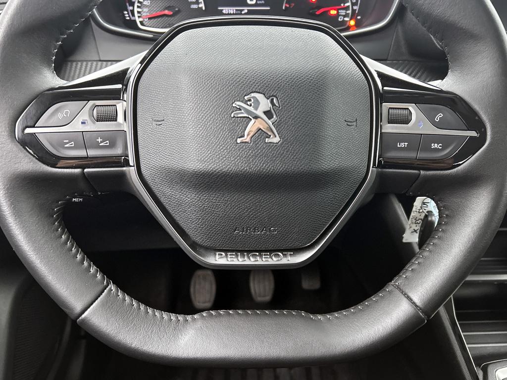 Peugeot 2008 100pk active pack | rijklaar | camera | stoelverwarming | park
