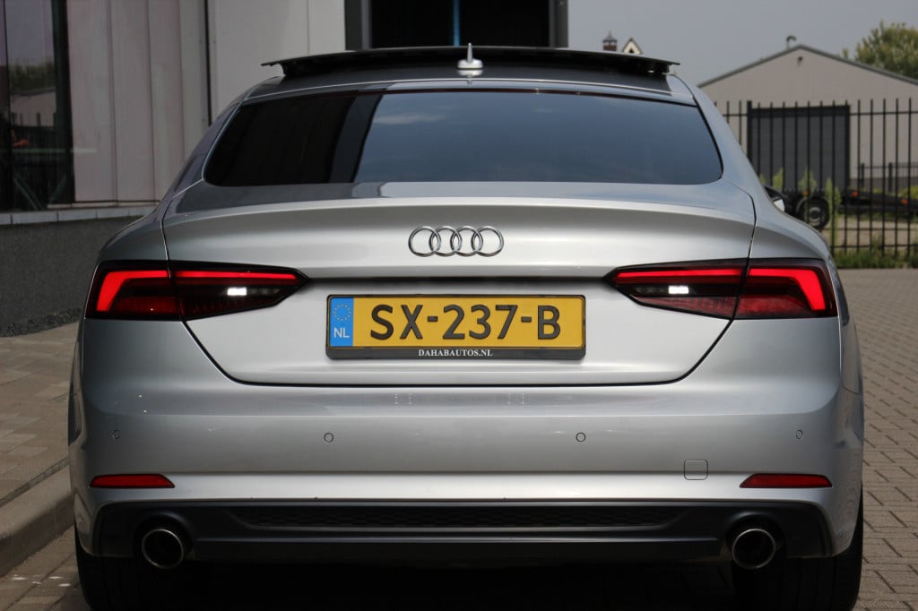 Audi A5 sportback 2.0 tfsi mhev sport s-line edition | pano. | 19'' | half 