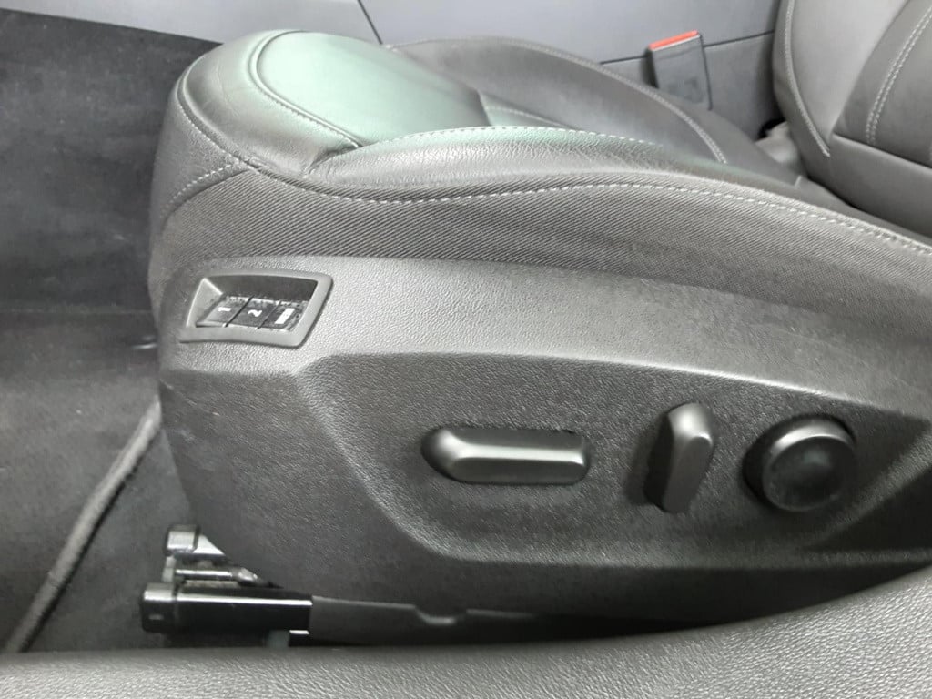 Opel Insignia sports tourer 2.0 t cosmo
