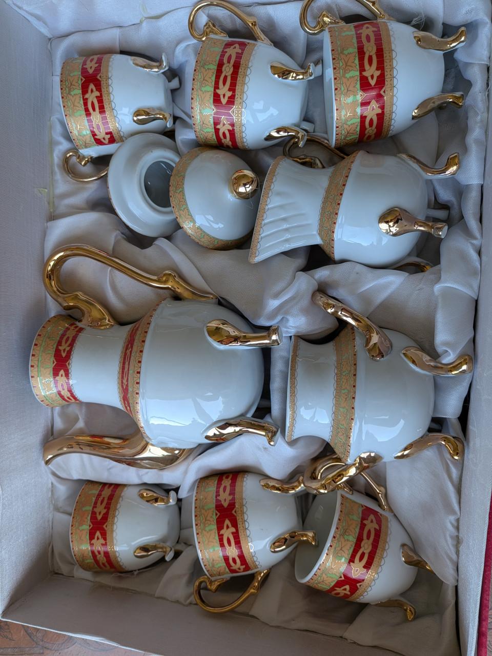 Prachtig origineel Turks/Oosters servies. Gloednieuw.