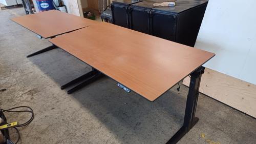 Hoogte verstelbaar bureau