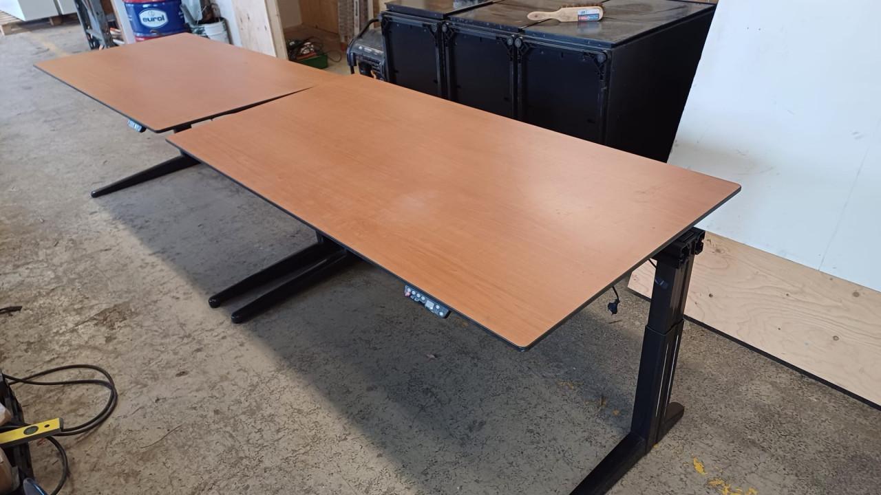 Hoogte verstelbaar bureau