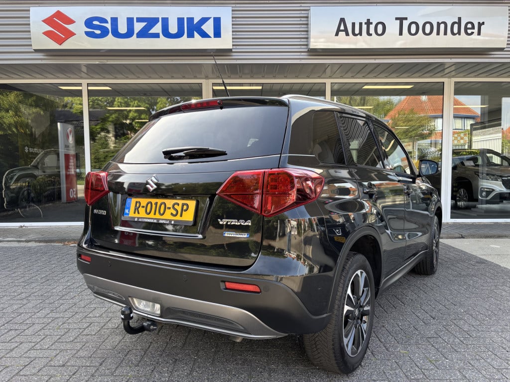 Suzuki Vitara 1.4 boosterjet style smart hybrid/trekhaak/all-seasonbanden