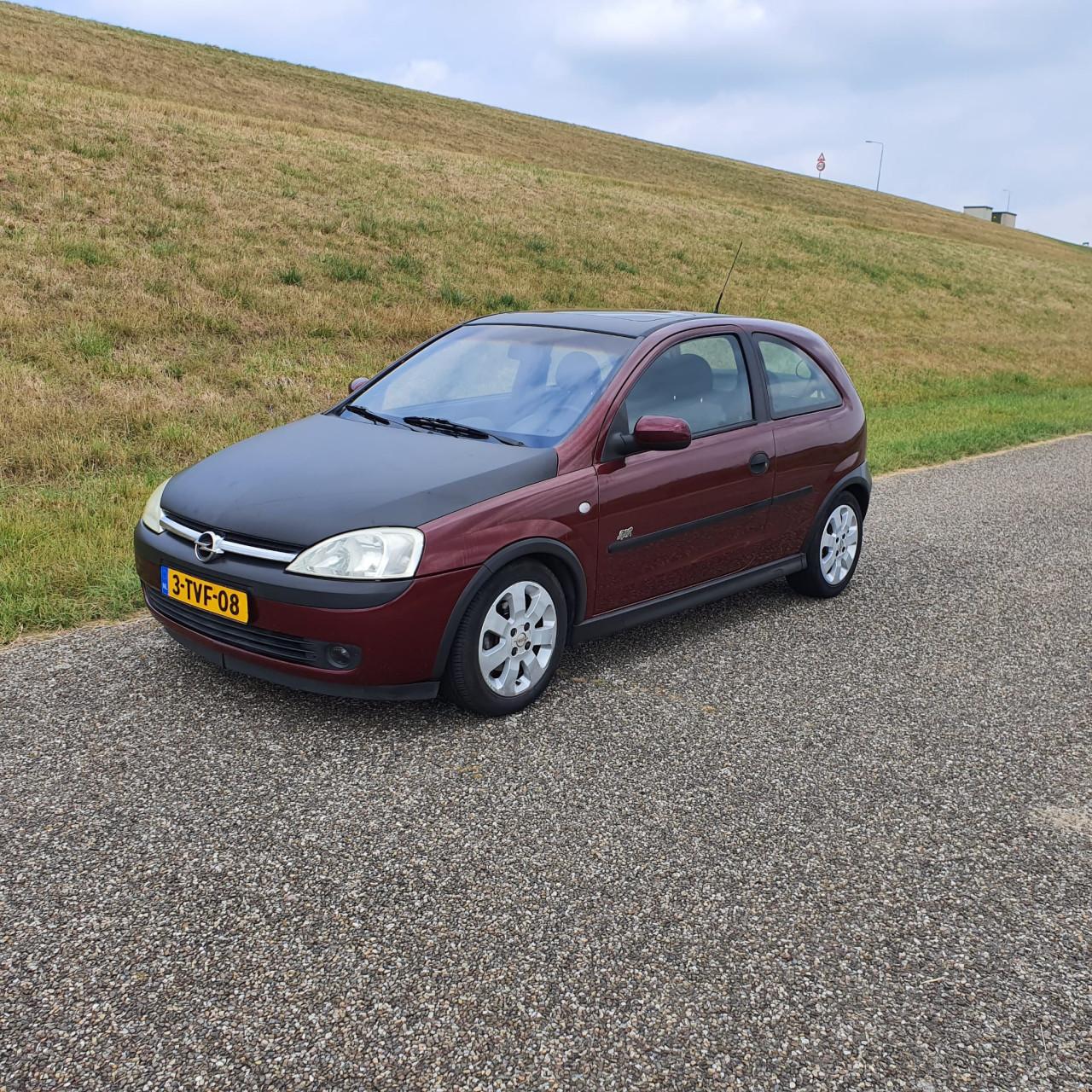 Opel Corsa 1.4 16V Sport