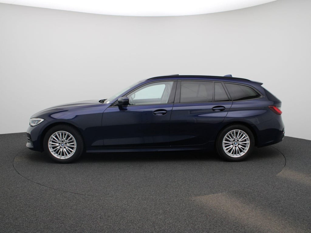 BMW 3-serie touring 318i business edition plus | automaat | lmv | panorama 