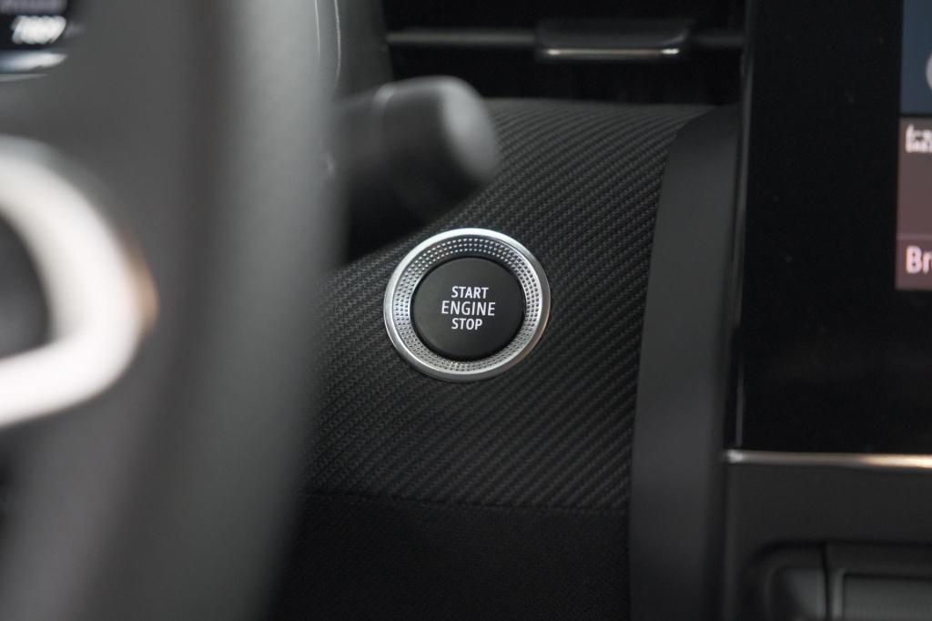 Renault Clio 1.6 e-tech full hybrid 145 esprit alpine | 360 camera | adapti